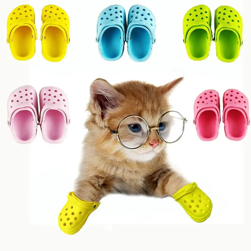 1 Pair Non-slip Pet Sandals Soft-soled Comfortable Dog Hole Shoe Wear-resistant Breathable Dog Rain Boots for Cats